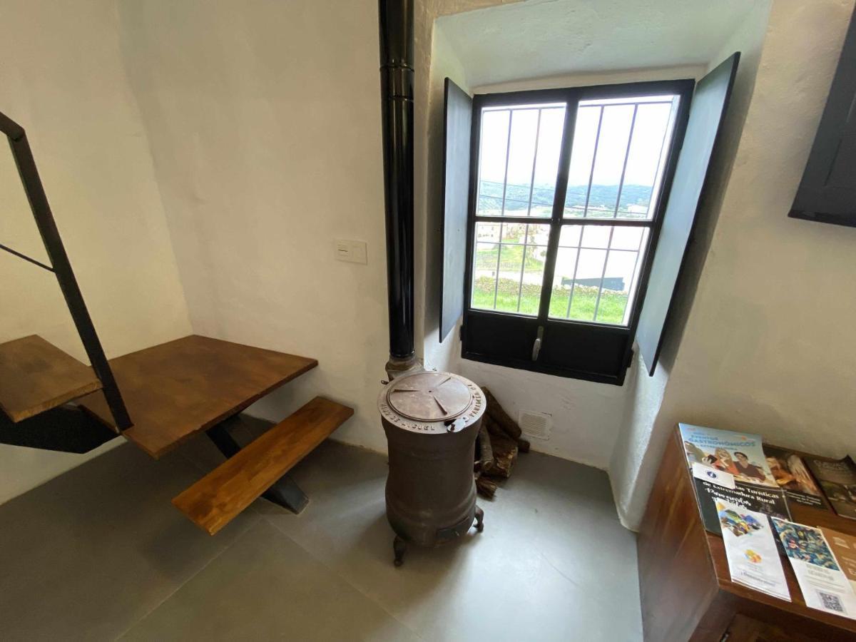 La Martela De Fuentes Casa De Diseno Rural Fuentes de León Exterior foto