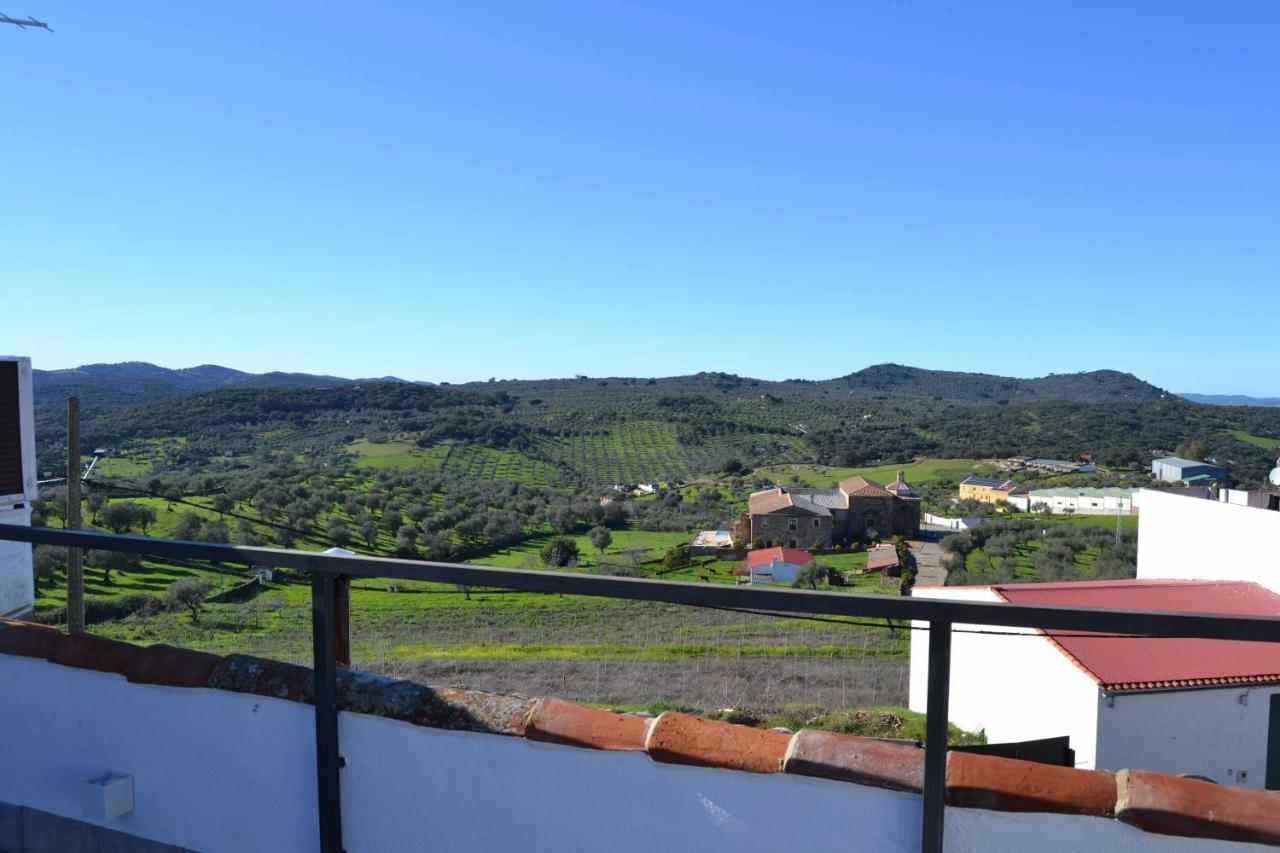 La Martela De Fuentes Casa De Diseno Rural Fuentes de León Exterior foto