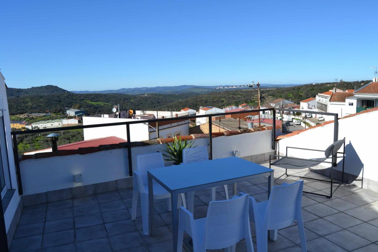 La Martela De Fuentes Casa De Diseno Rural Fuentes de León Exterior foto
